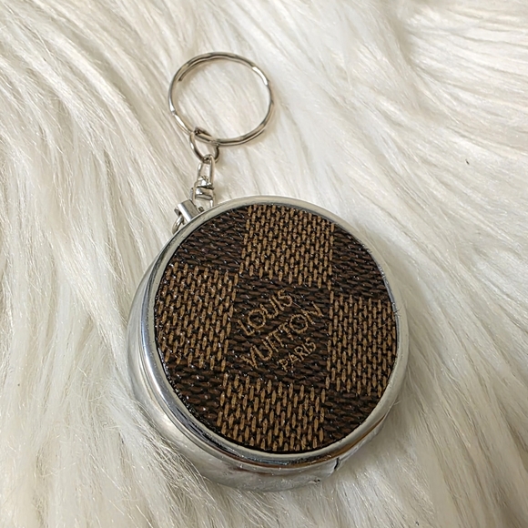 💕 LV Damier Ebene 💕 - Picture 1 of 4